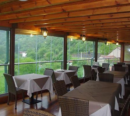 Hostal Monte Rio Hotell Trescares Eksteriør bilde