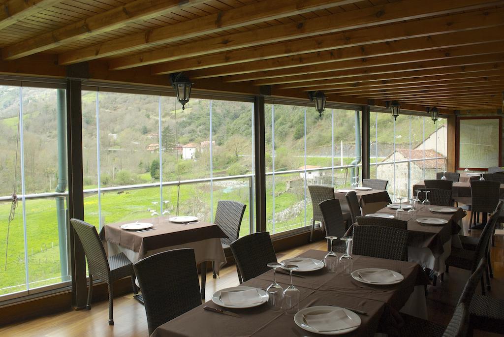 Hostal Monte Rio Hotell Trescares Eksteriør bilde
